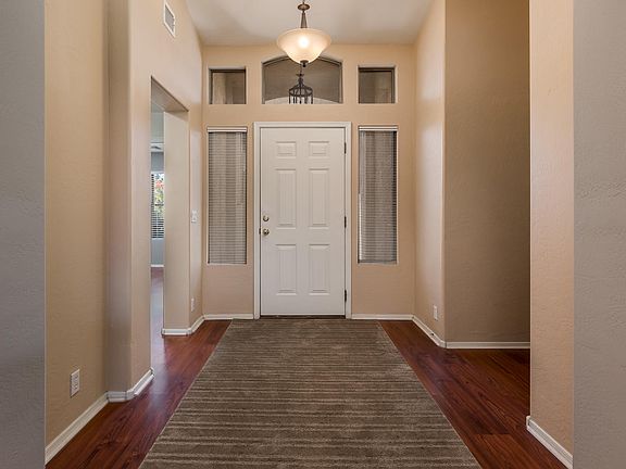 3rd image of 4114 W Escuda Dr