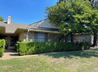 6805 Old Briarstown Rd, Waco, TX 76710