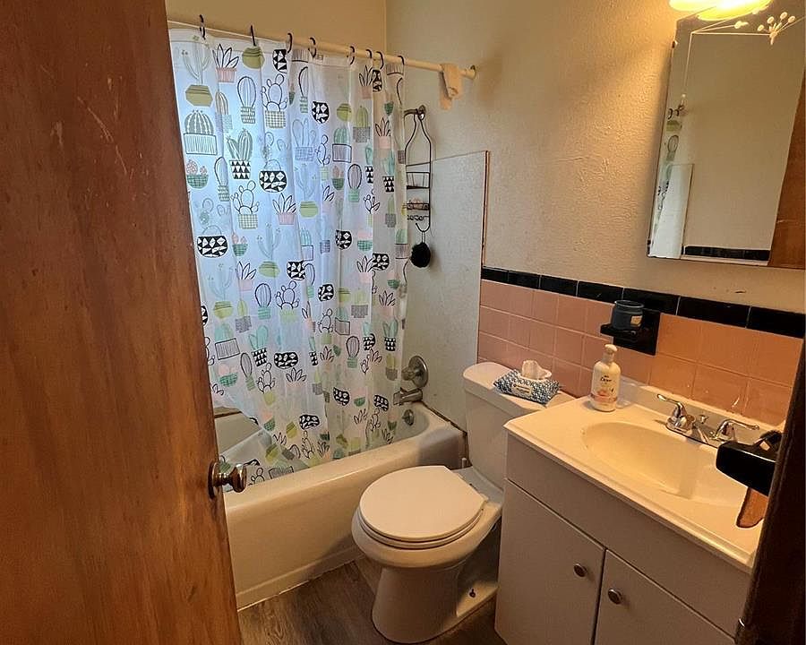 2nd image of 4348 Springdale Ave
