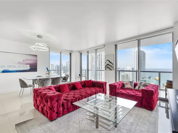2600 E Hallandale Beach Blvd, Hallandale, FL