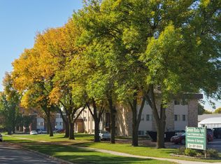 820 Roberts Ave #12, Brookings, SD 57006
