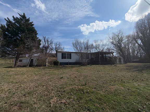 2nd image of 262 Lowe St