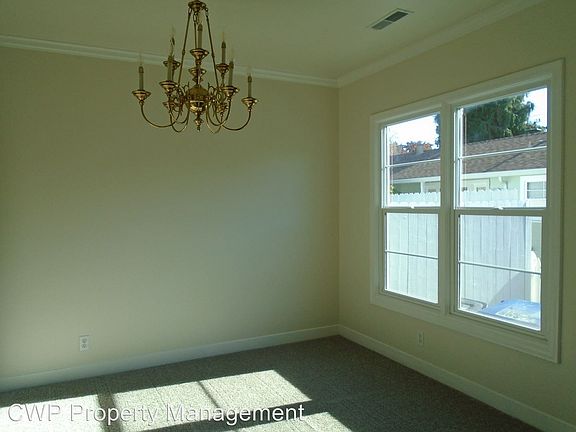 4th image of 21896 Baywood Ave