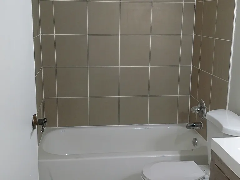 5539 Delmonte Dr — Photo 3