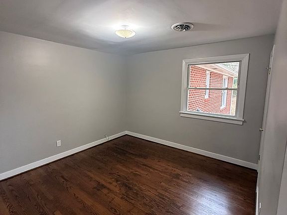 4th image of 8319 Mark Lawn Dr