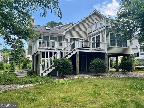 608 3rd St, Bethany Beach, DE 19930