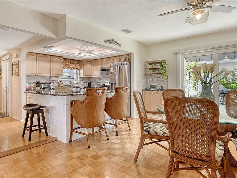 2308 Waterbluff Pl #V-304 — Photo 19