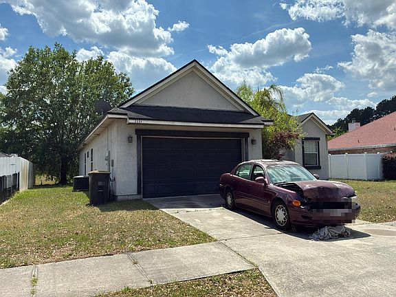 3rd image of 8884 Hawkeye Cir