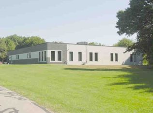 10 Dean Knauss Dr, Narragansett, RI 02882