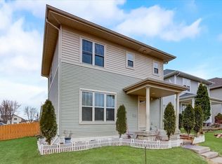 3709 Frosted Leaf Dr, Madison, WI 53719