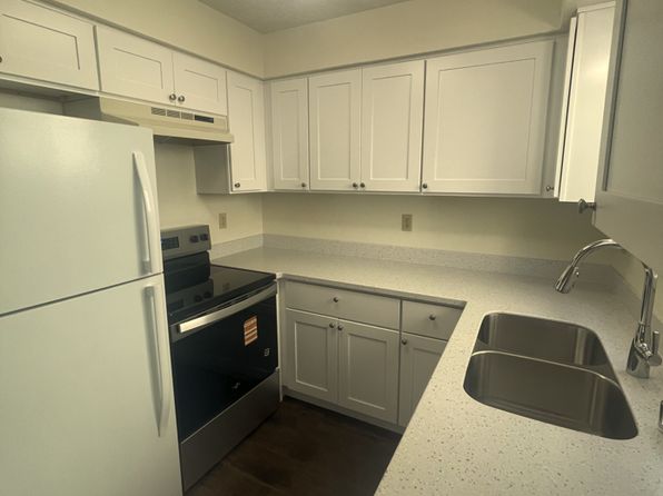 935 16th Ave APT 1