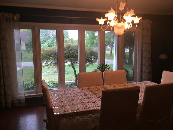 4th image of 8602 Tamarack Dr
