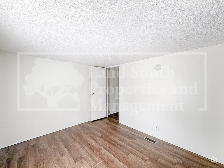 1175 Meadow Lawn St — Photo 14