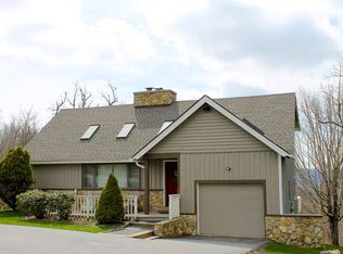 422 Rambling Rd, Blowing Rock, NC 28605