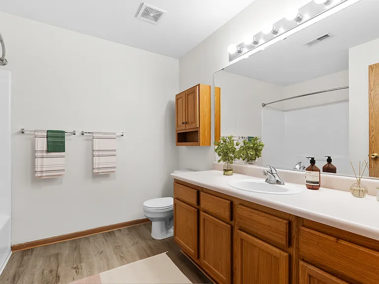 Eagles Ridge — Photo 20
