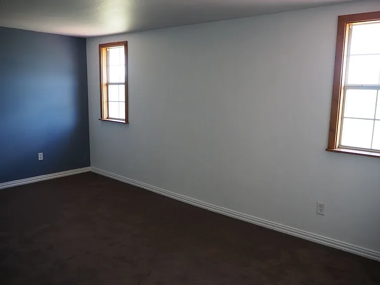 9561 Hames Rd — Photo 21