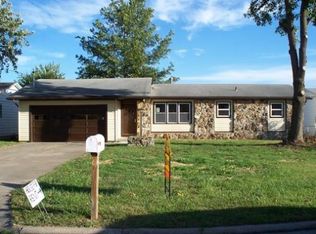 2953 E Bergman Dr, Springfield, MO 65802