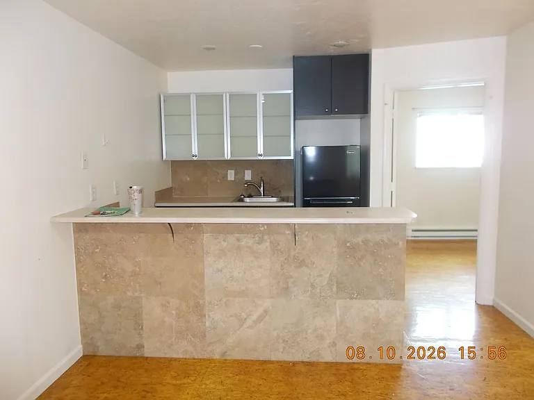 135 E 6th Ave #5 — Photo 6