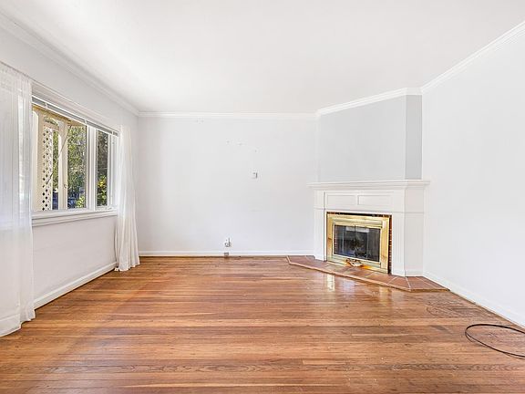 3rd image of 41 Meadow Avenue