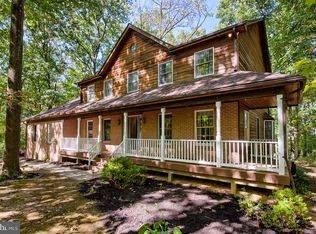 23537 Pocahontas Dr, Gaithersburg, MD 20882