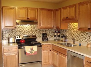 1959 Marshes Glenn Dr, Norcross, GA 30071