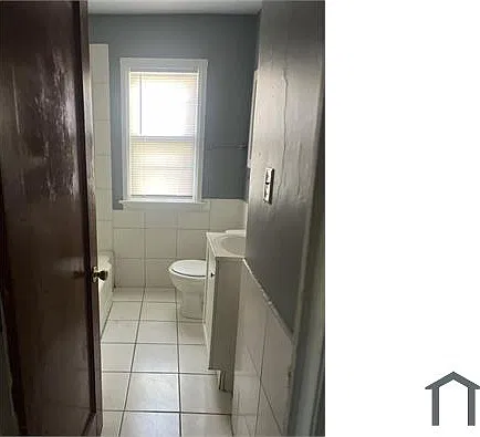 2 bed, $1,100 — Photo 2