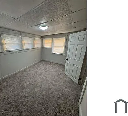 3427 Lexington Ave