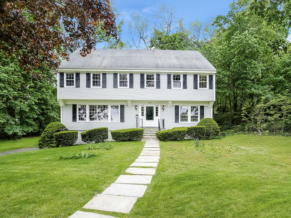 1st image of 300 Rockland Ave
