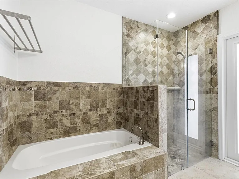 10227 SW 49th Ct — Photo 20