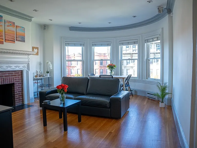 857 Beacon St #41 — Photo 2