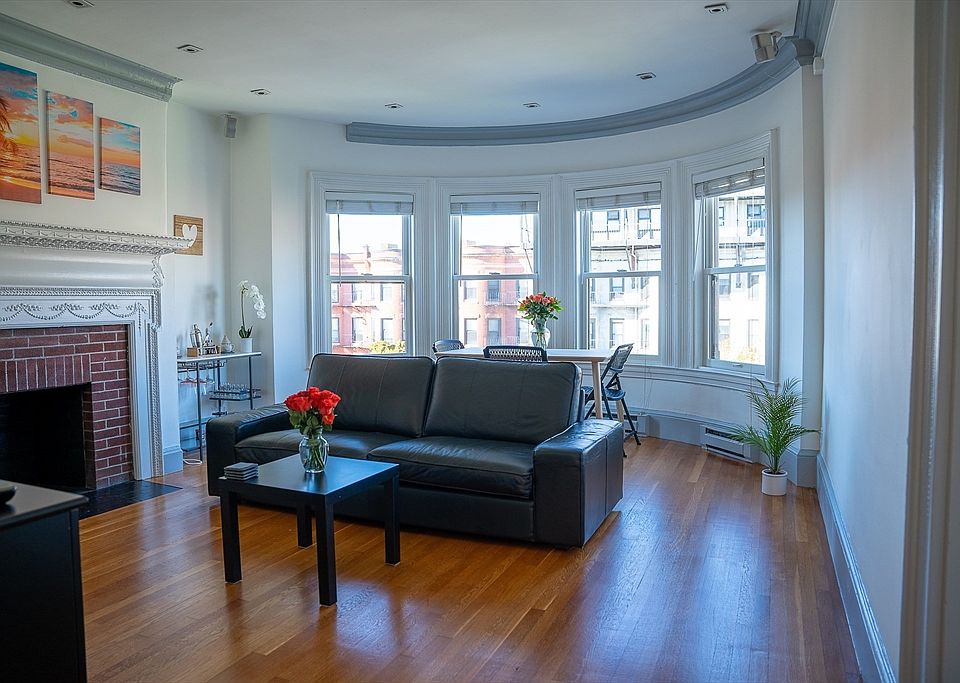 1st image of 857 Beacon St APT 41
