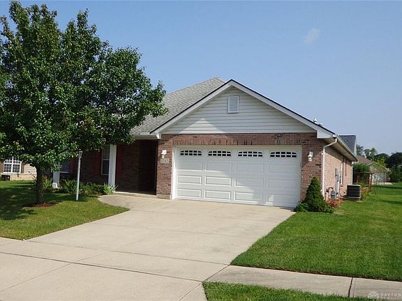 2nd image of 1747 Tearose Cir