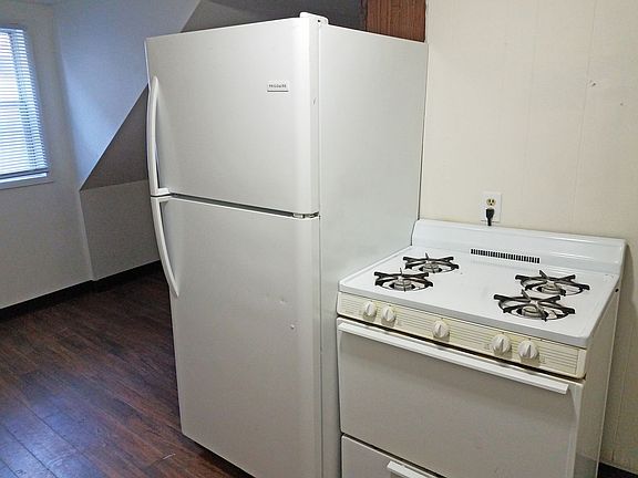 3rd image of 1447 Avon St #1449