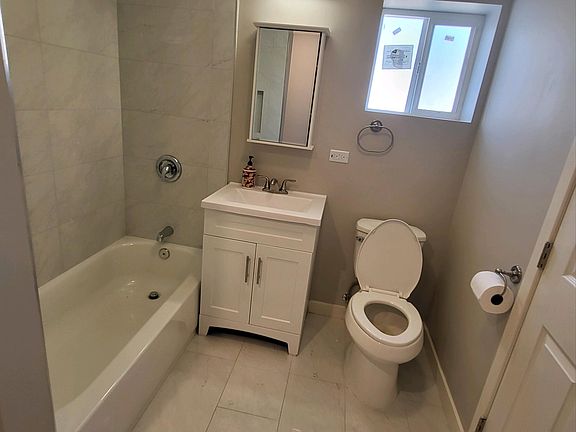 3rd image of 3506 Floresta Ave