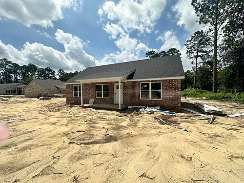 111 Holly Hill Dr Photo 1