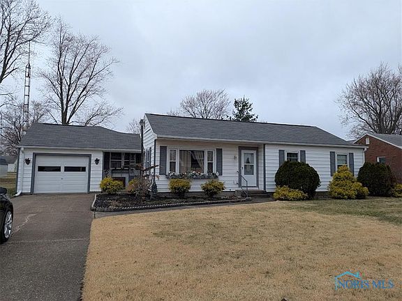 2nd image of 1115 Highland Ave