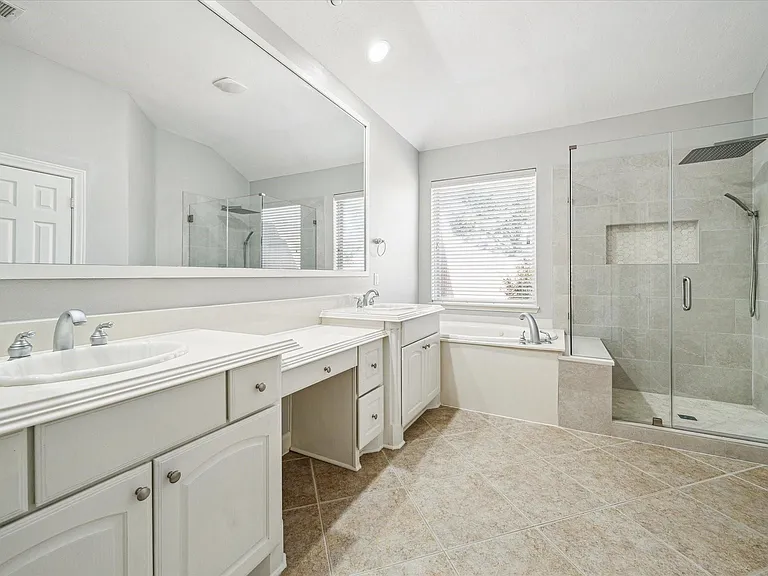 6510 Carrizo Fall Ct — Photo 12