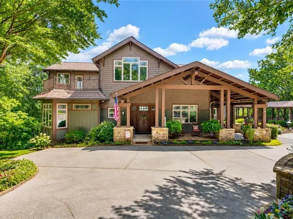52 Waterside Dr SE, Cartersville, GA 30121