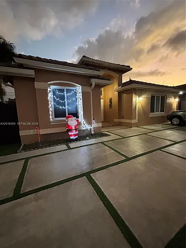 16274 SW 71st Ter Photo 1