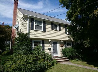 21 Vermont St, West Roxbury, MA 02132