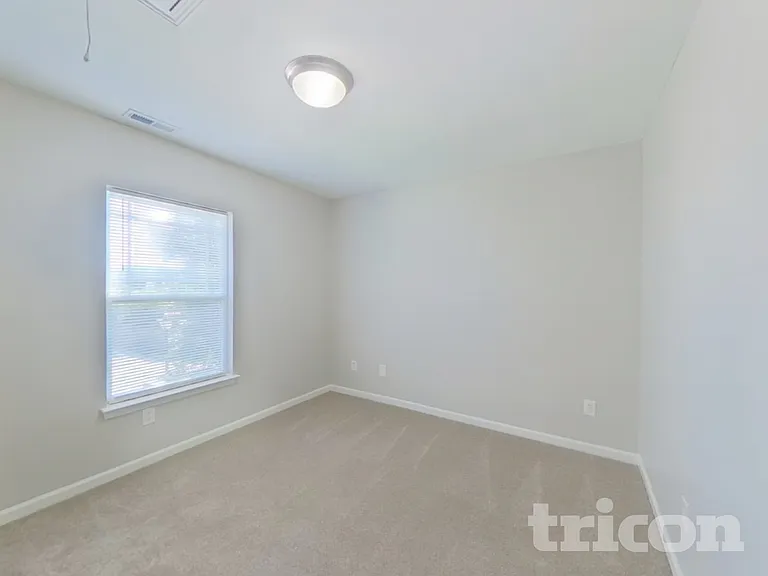 345 Hunslet Cir — Photo 15