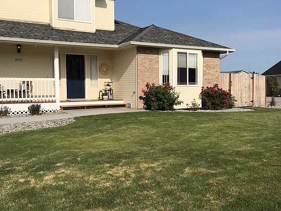 2nd image of 2191 Inglewood Dr