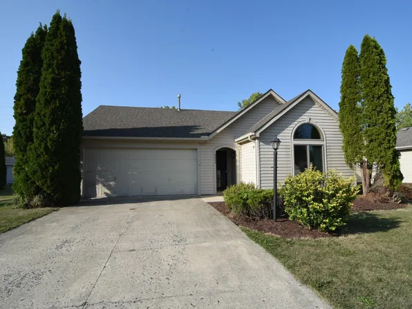 6035 Picacho Dr, Fort Wayne, IN 46825