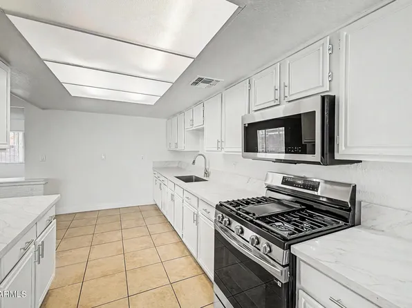 1621 N 37TH Drive, Phoenix, AZ 85009