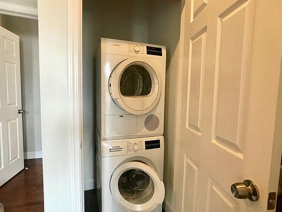5th image of 19 Vermilyea Ave APT 4C