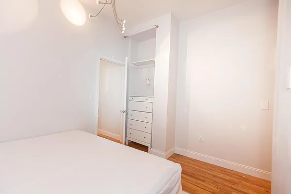 Rented by Voro NYC | media 24