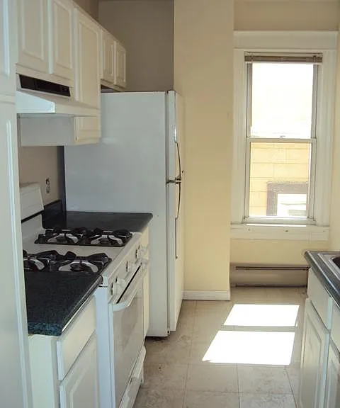 171 Mansion St #5 — Photo 6