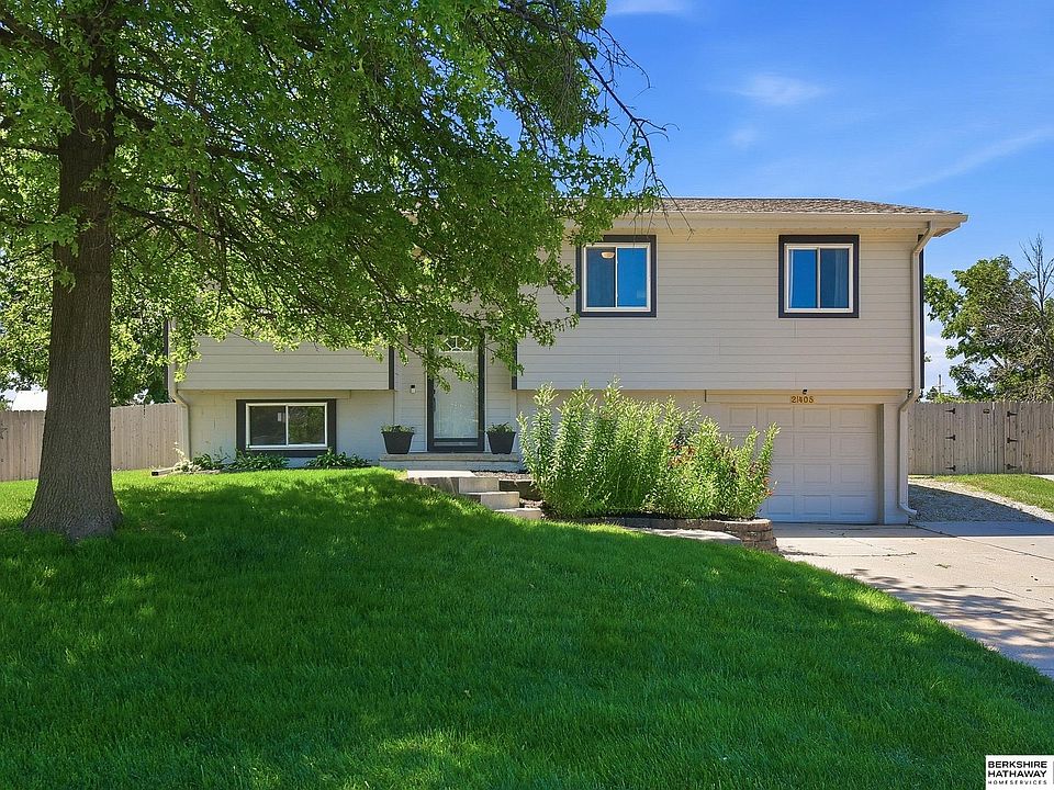 1st image of 21405 Appaloosa Dr