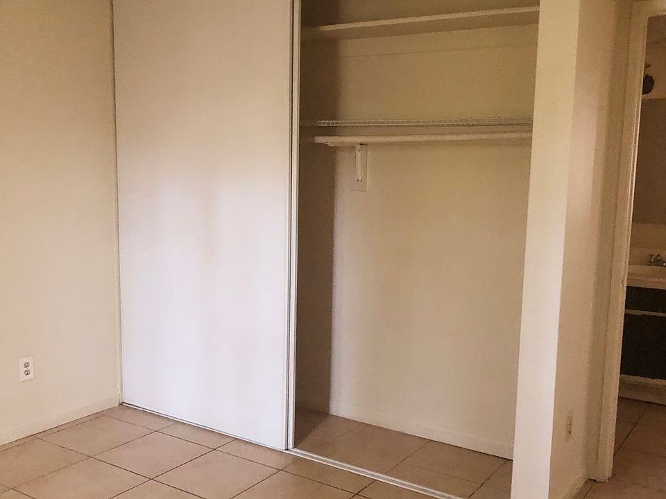 Closet!