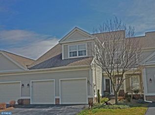 406 Oak Hill Ln, Reading, PA 19610